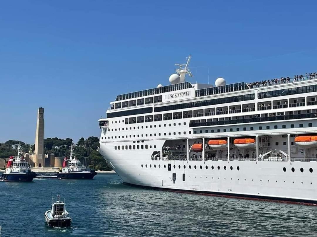 Villa Centro Storico Mare Fuori Bríndisi Exterior foto
