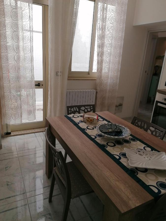 Villa Centro Storico Mare Fuori Bríndisi Exterior foto