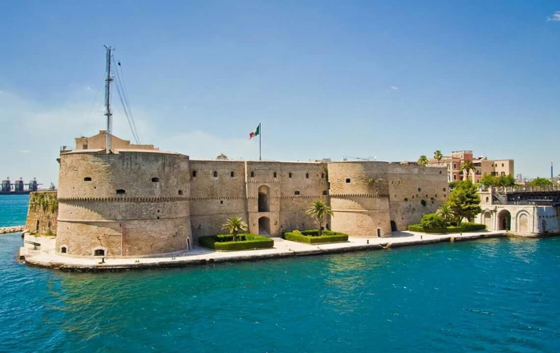 Villa Centro Storico Mare Fuori Bríndisi Exterior foto